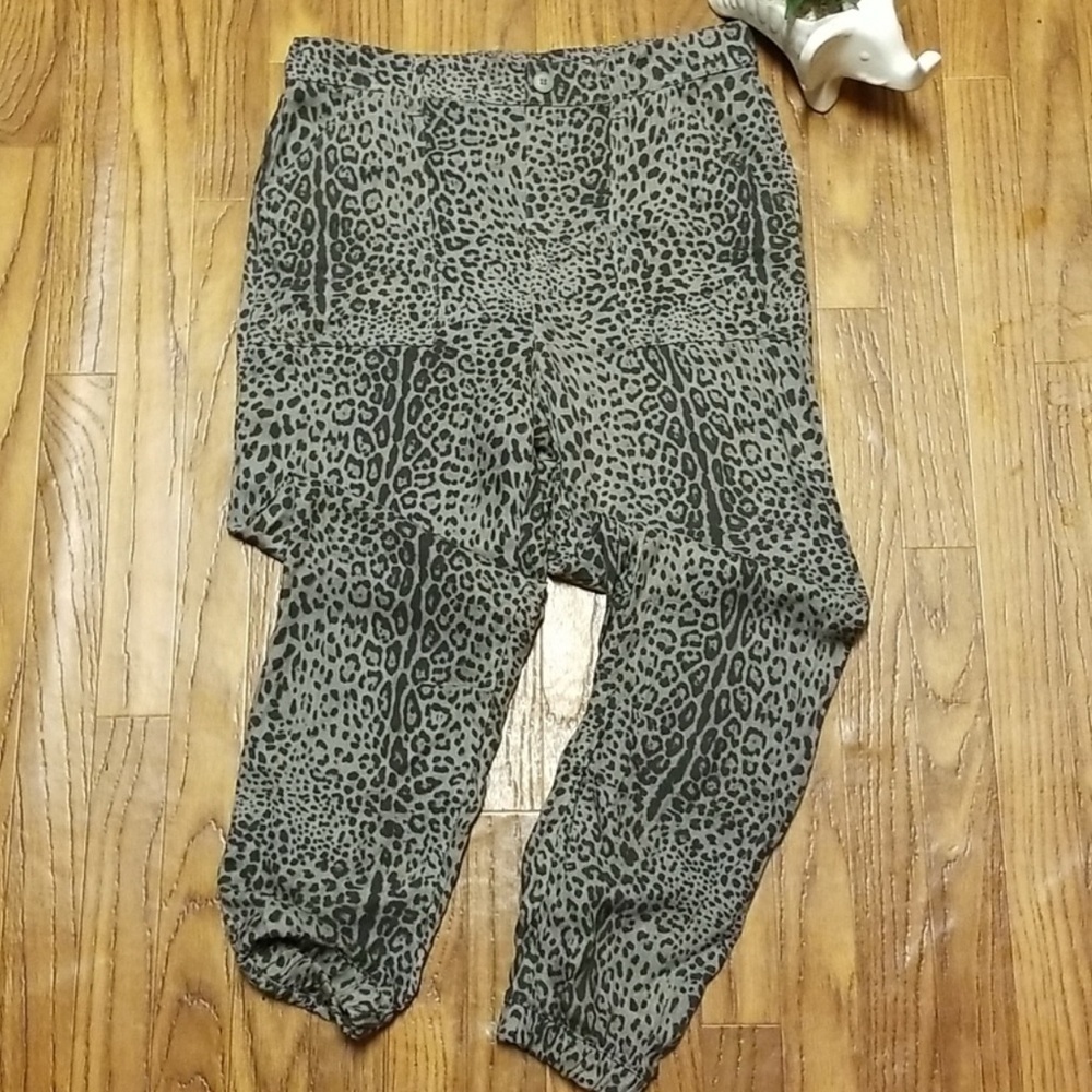 Rewash Leopard Print Boho Utility Jogger Pants L Juniors Large - Picture 2 of 7